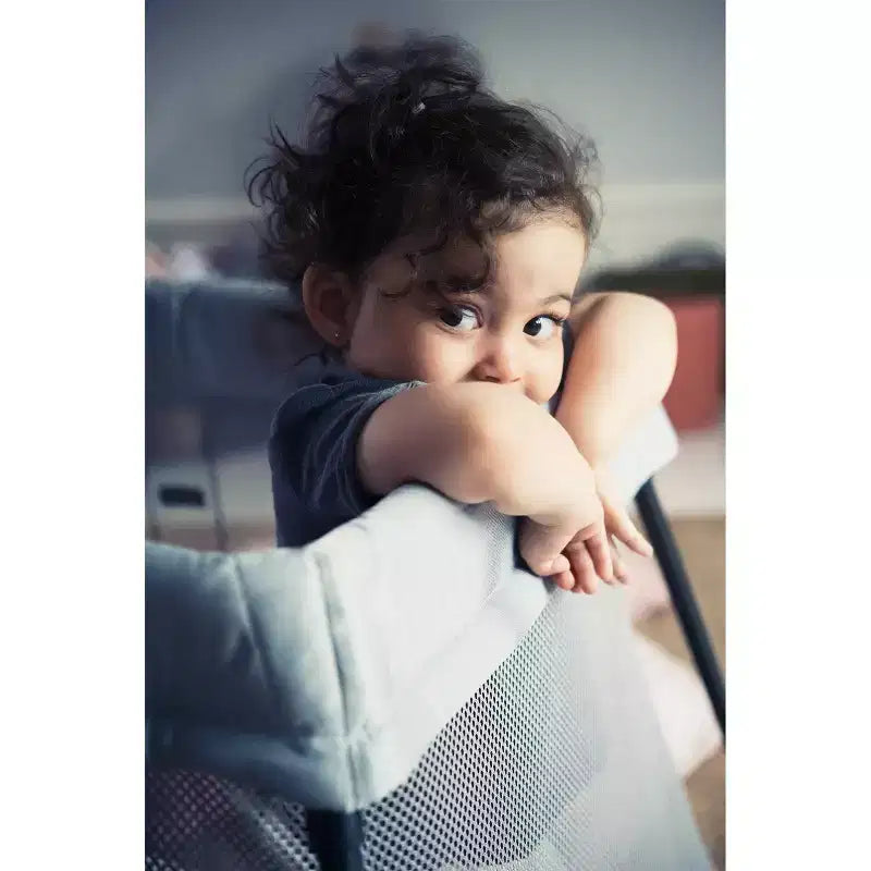 Portable Travel Crib with Carrying Bag - Light Silver