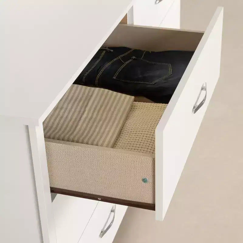 6-Drawer Horizontal Dresser in White